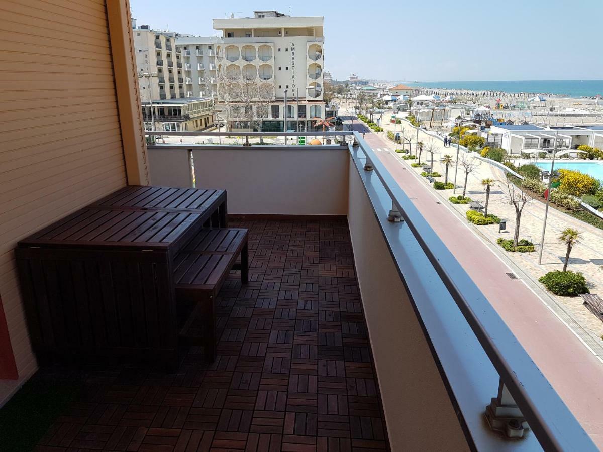 Crima Mare Luxury Διαμέρισμα Misano Adriatico Εξωτερικό φωτογραφία